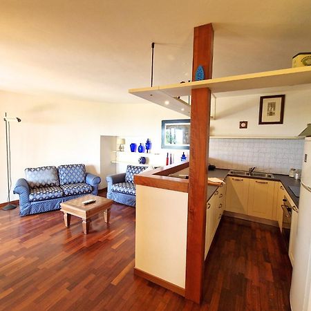 Apartamento Ht - Loft Al Castello Di Miramare Con Vista Grignano  Exterior foto